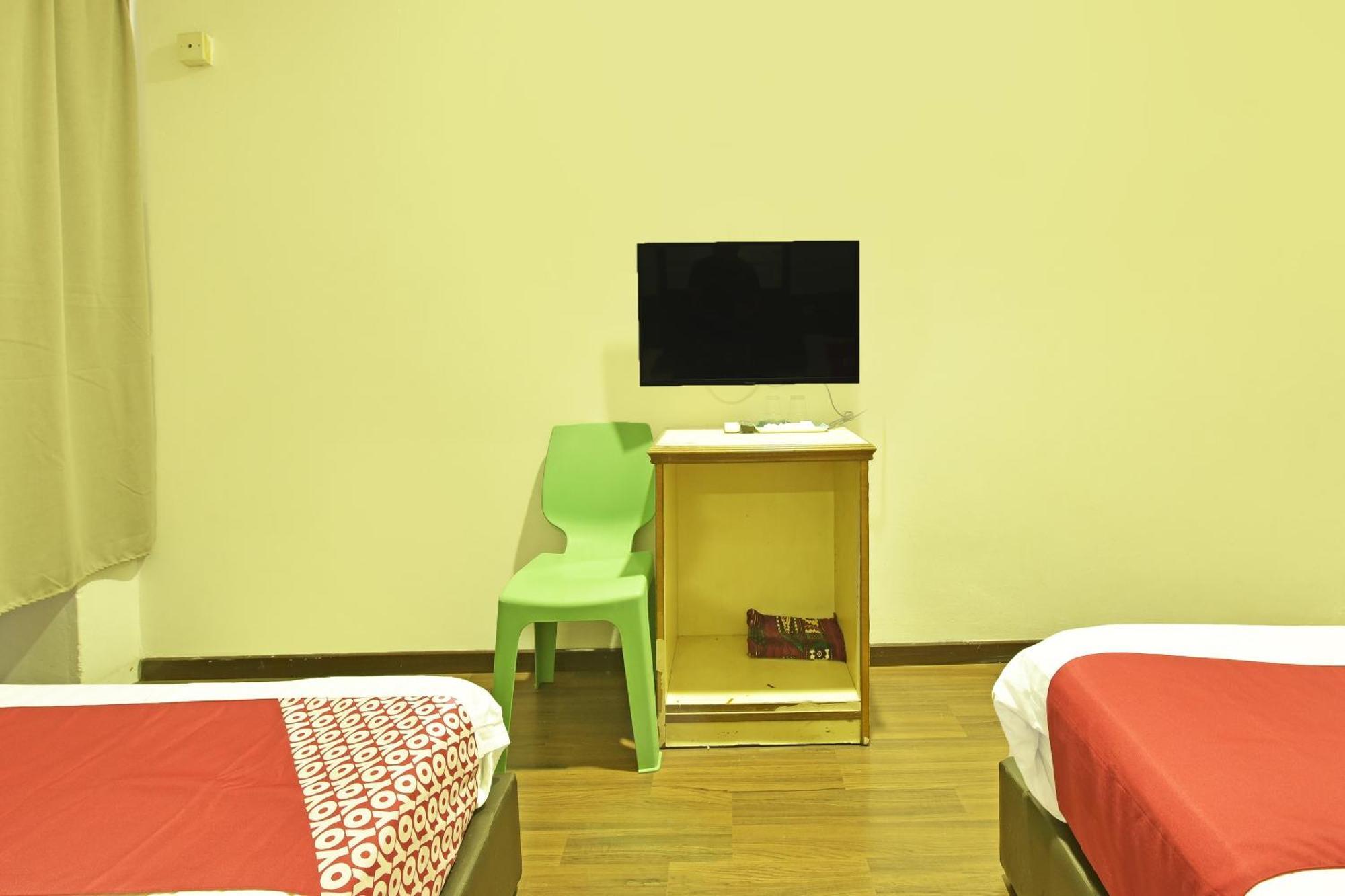 Hotel Oyo 90727 Mini Indah 2*
