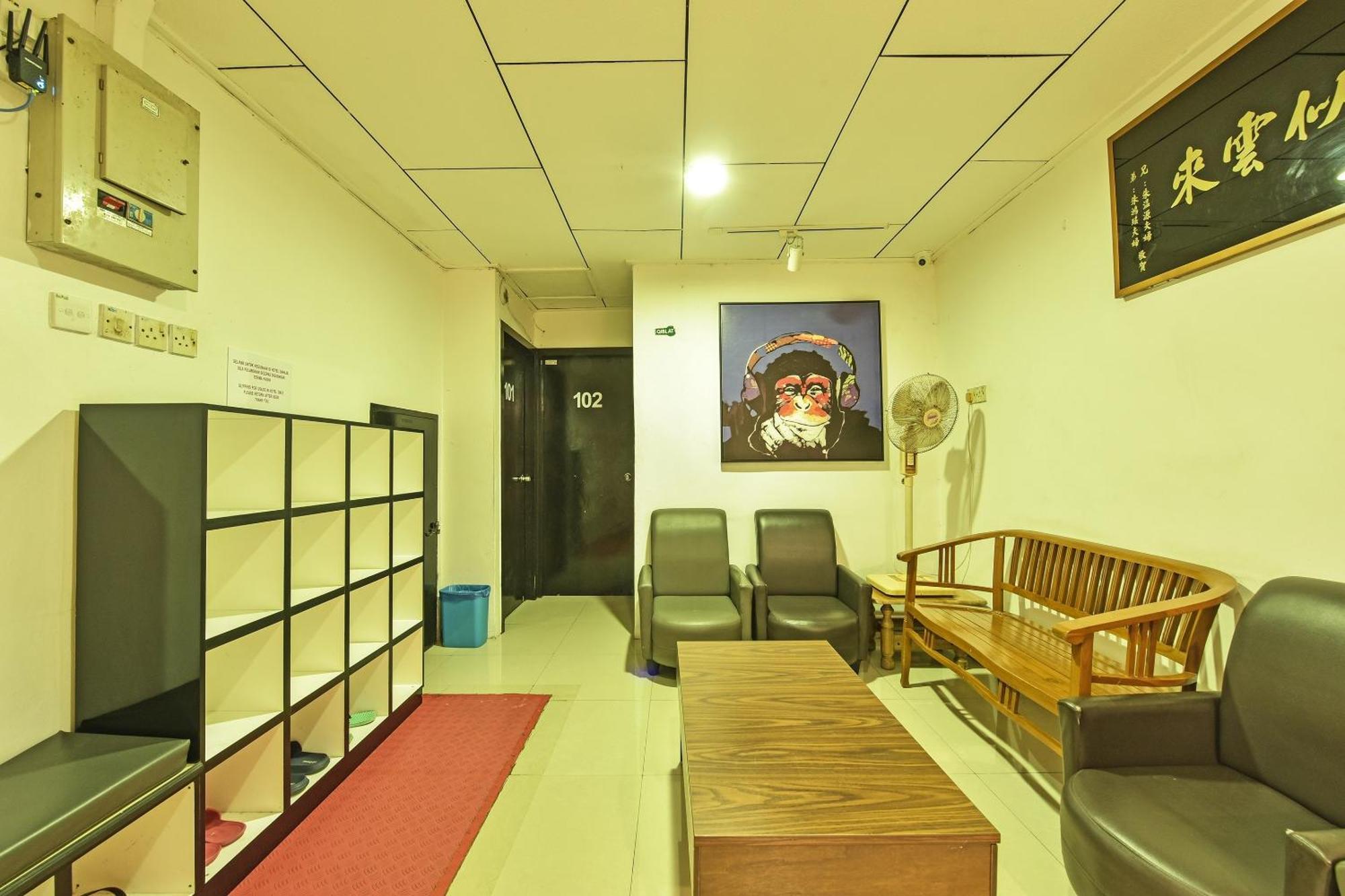 Oyo 90727 Mini Indah Hotel